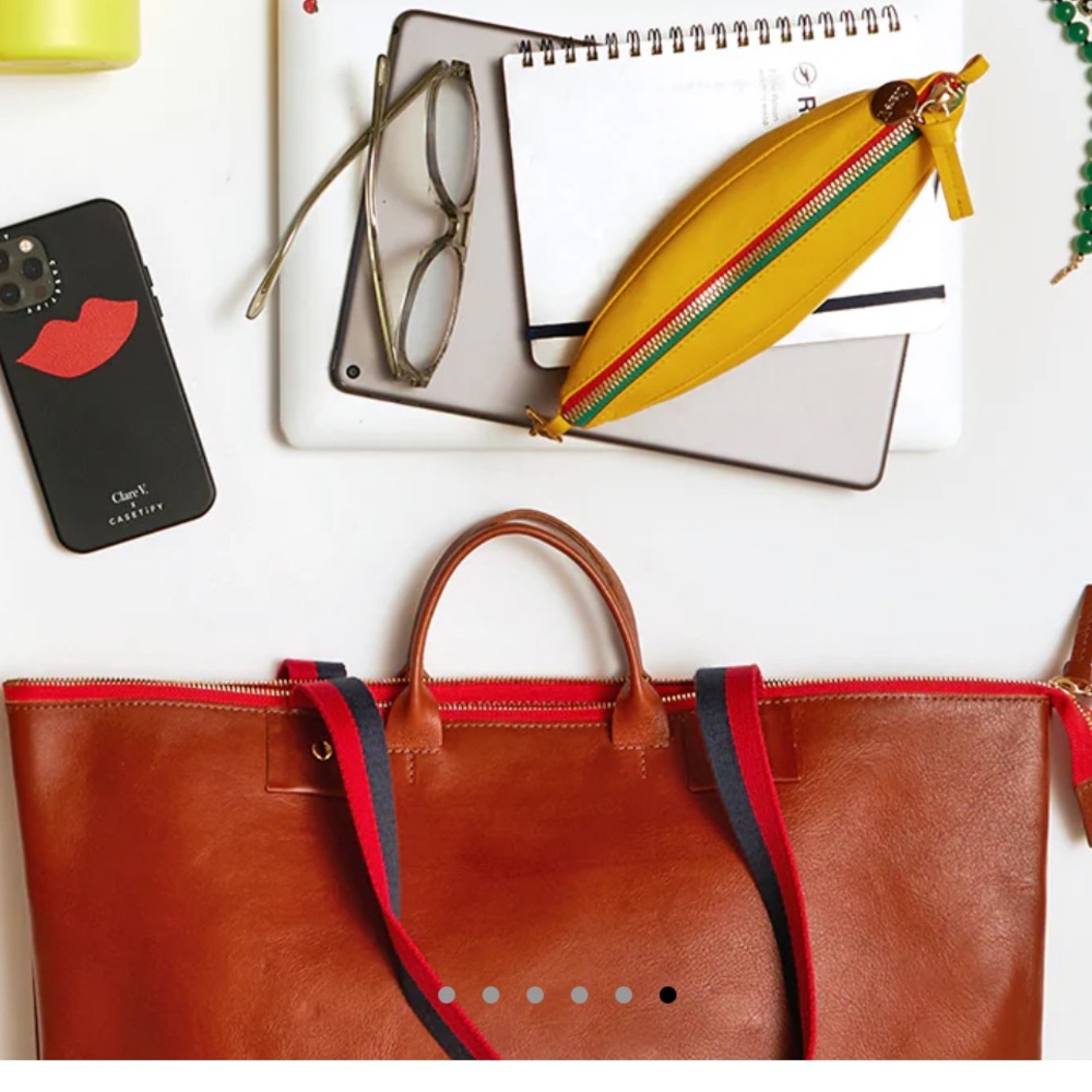 Clare V Le Zip Sac no longer available on website EUC